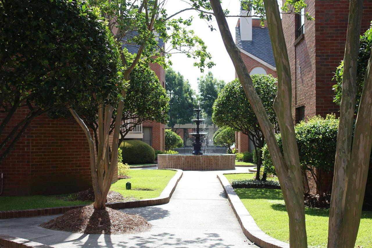 Cloverleaf Suites Baton Rouge Bagian luar foto