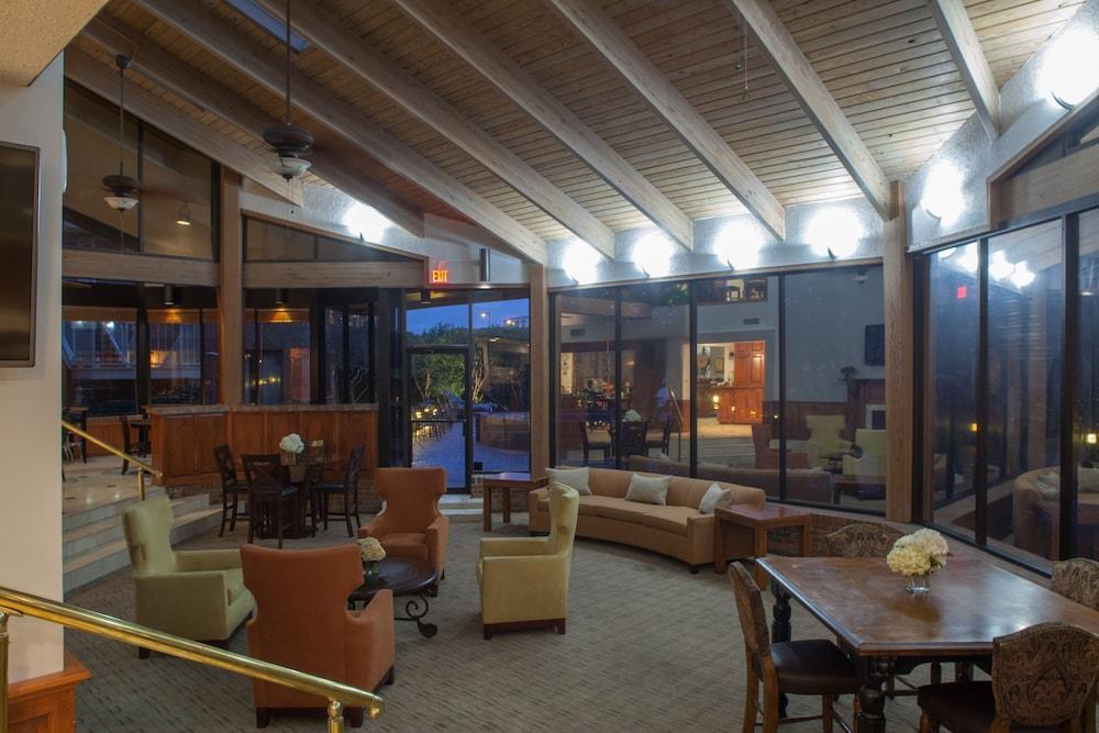 Cloverleaf Suites Baton Rouge Bagian luar foto